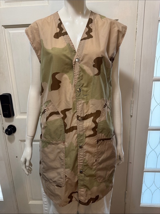 Other - Sleeveless Desert Camo Utility Vest